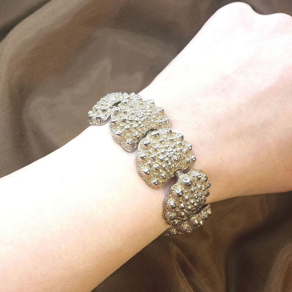 Vintage Heavy Napier Sterling Silver Chunky Textured Shell Statement Bracelet - Picture 4 of 11